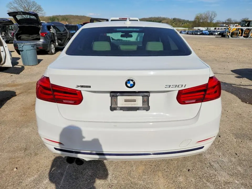 2018 BMW 330 XI  