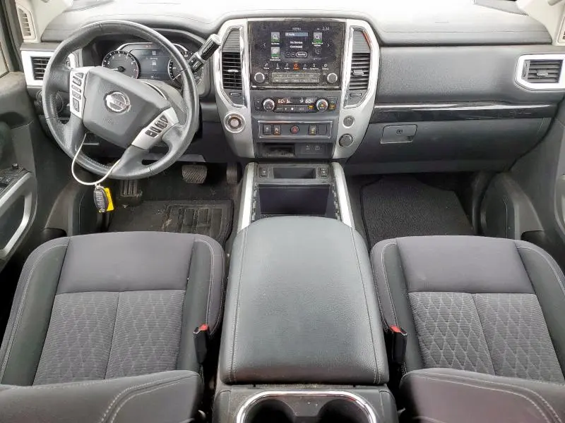 2020 NISSAN TITAN SV  
