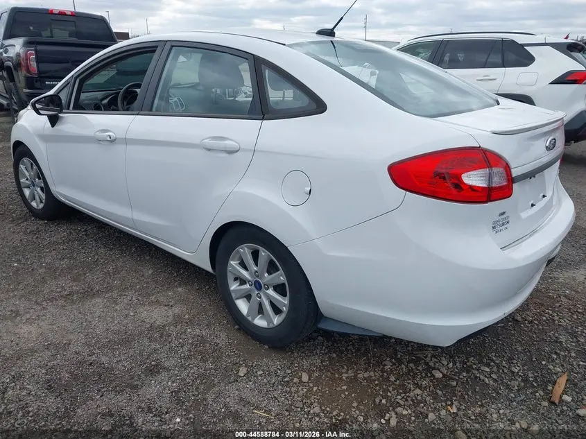 2013 FORD FIESTA SE