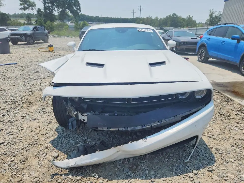 2016 DODGE CHALLENGER SXT  