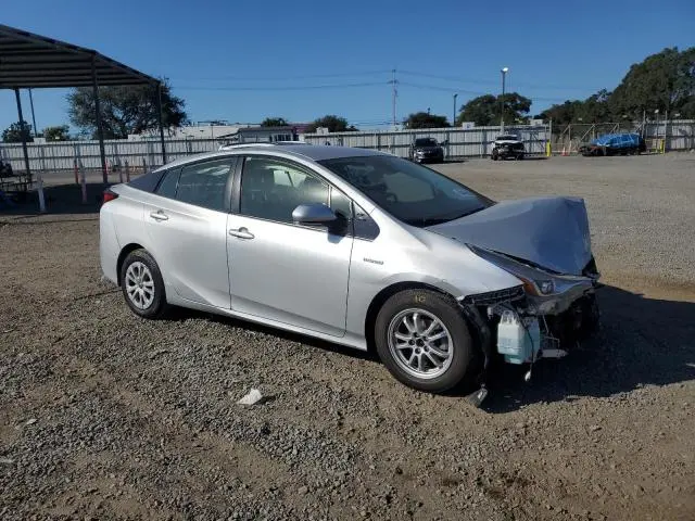 2019 TOYOTA PRIUS