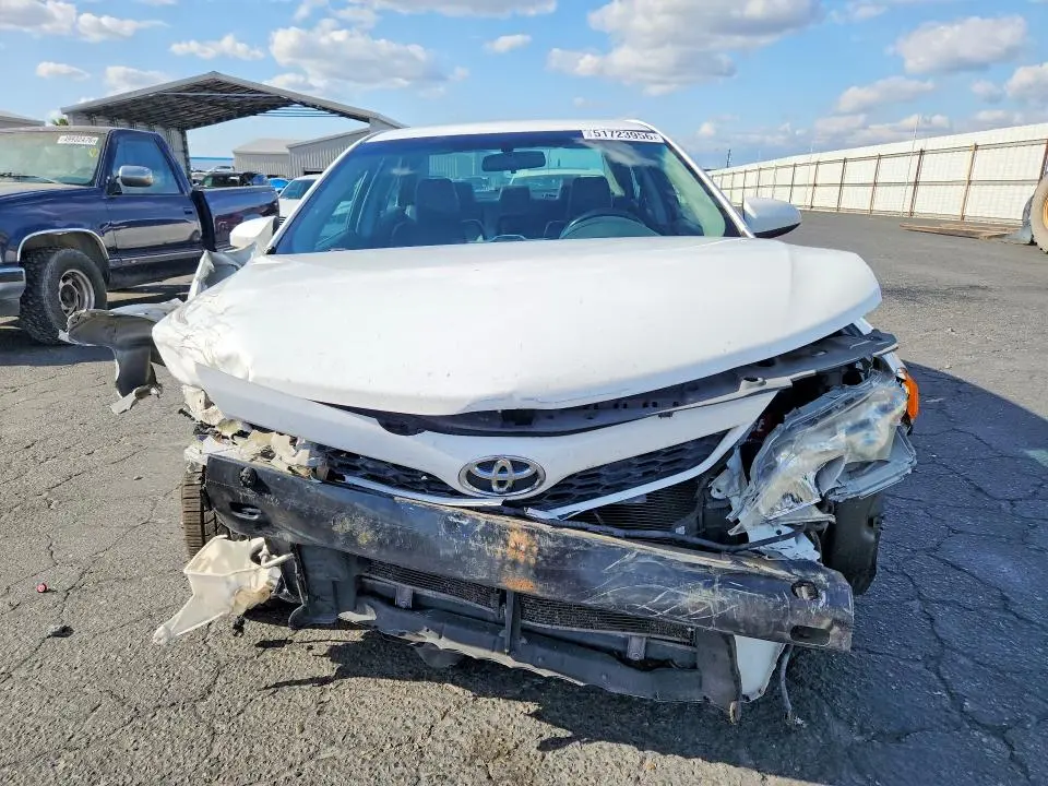 2012 TOYOTA CAMRY SE  