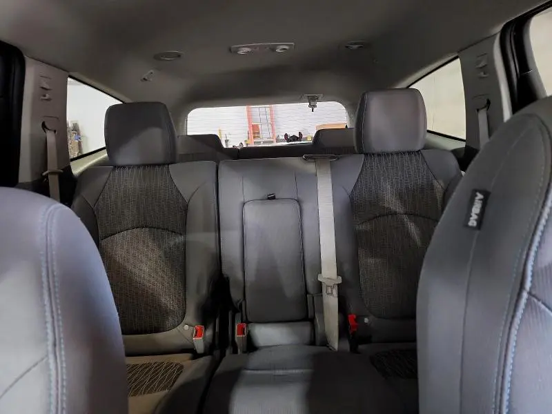 2017 CHEVROLET TRAVERSE LS  