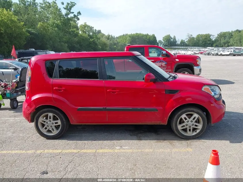 2011 KIA SOUL +
