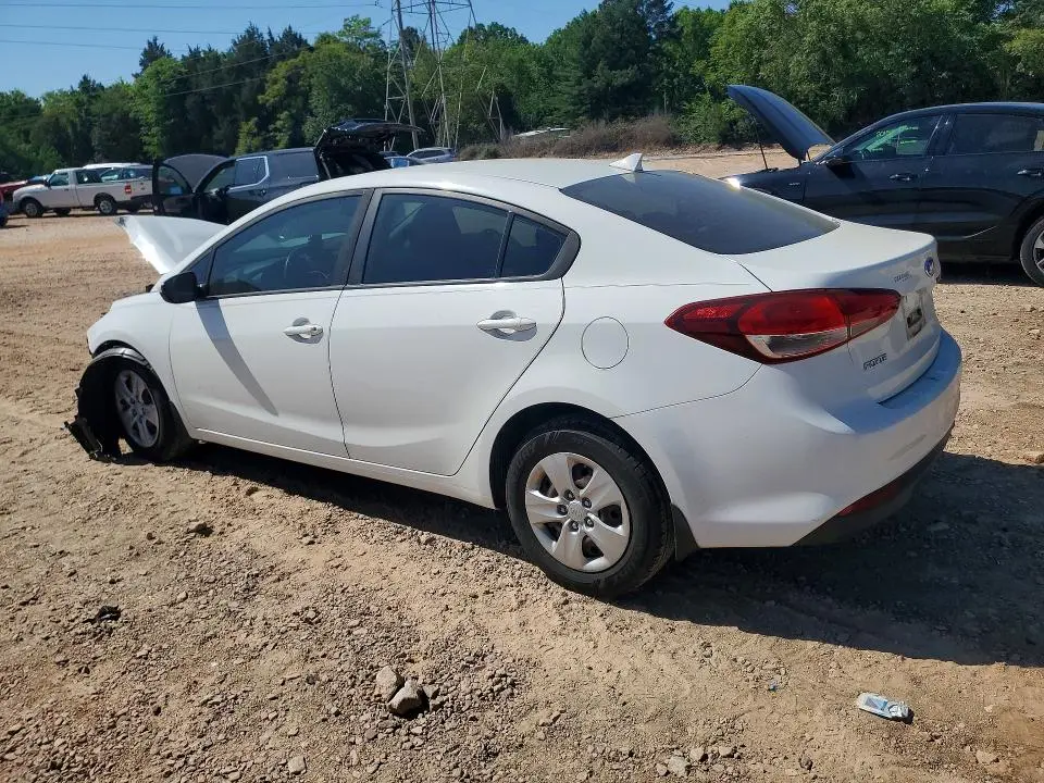 2017 KIA FORTE LX  