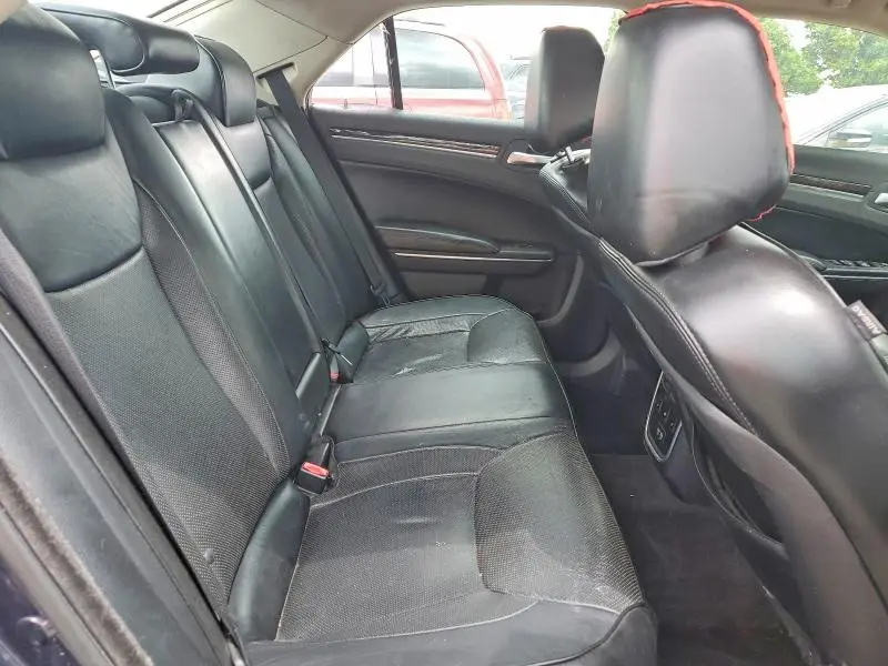 2017 CHRYSLER 300C   