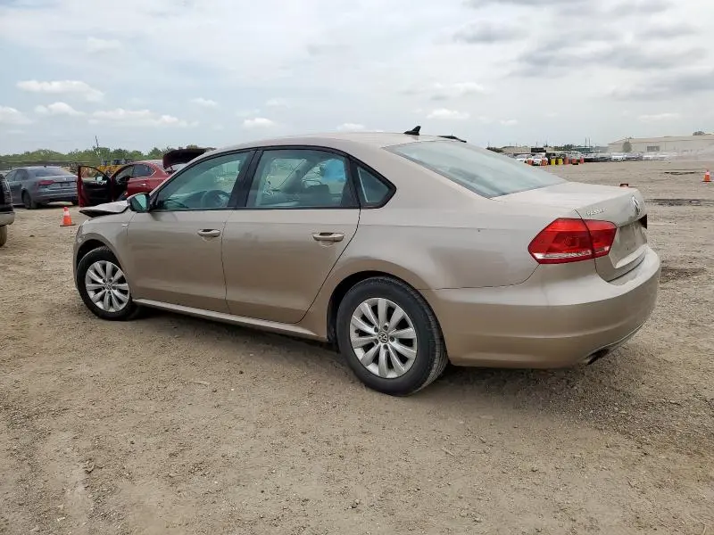 2015 VOLKSWAGEN PASSAT S  