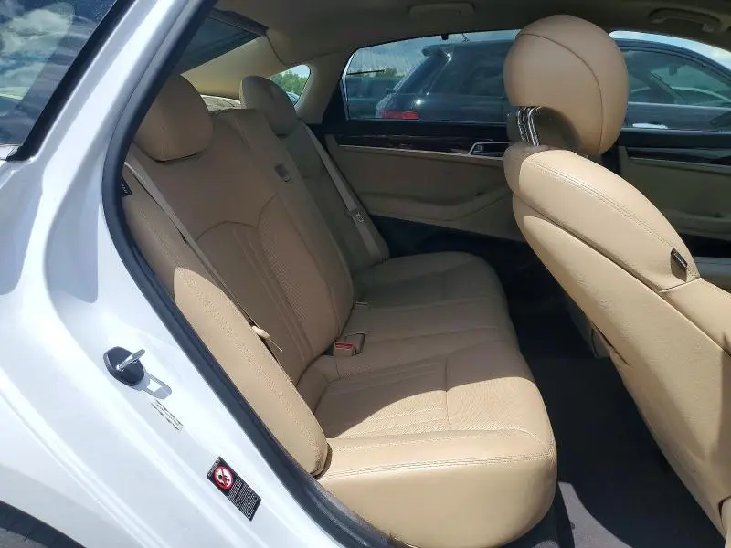 2017 GENESIS G80 3.8  