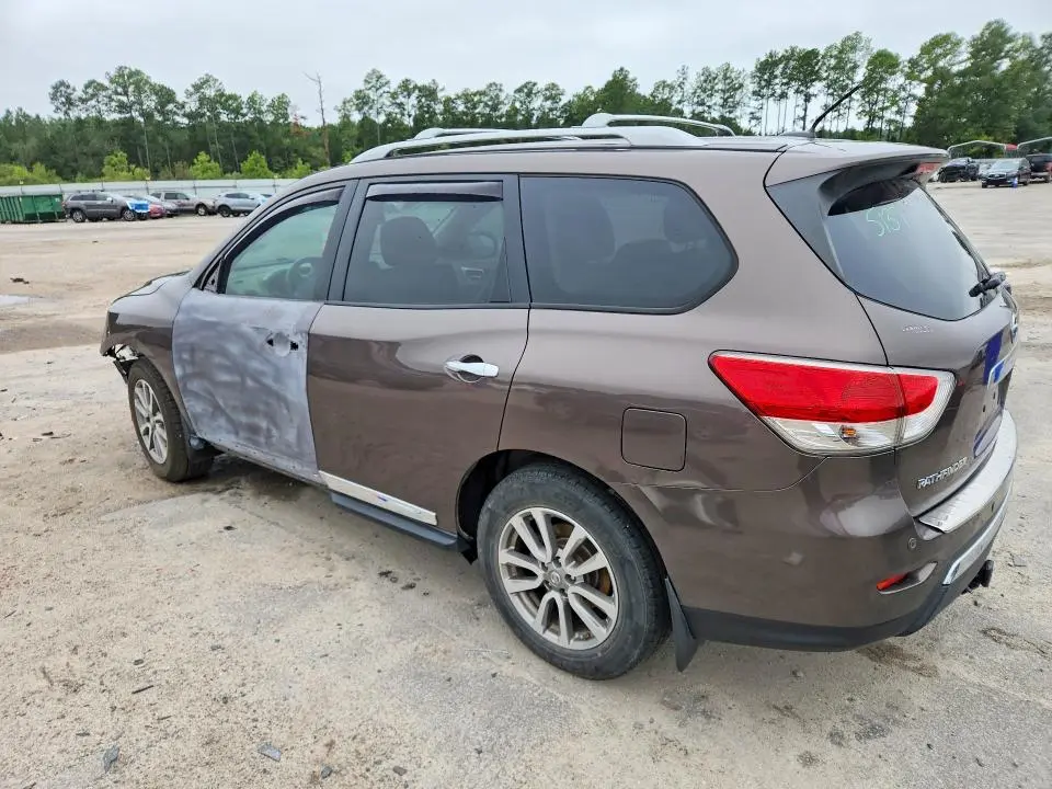 2015 NISSAN PATHFINDER SL  