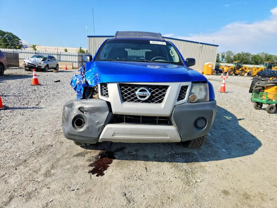 2013 NISSAN XTERRA X  
