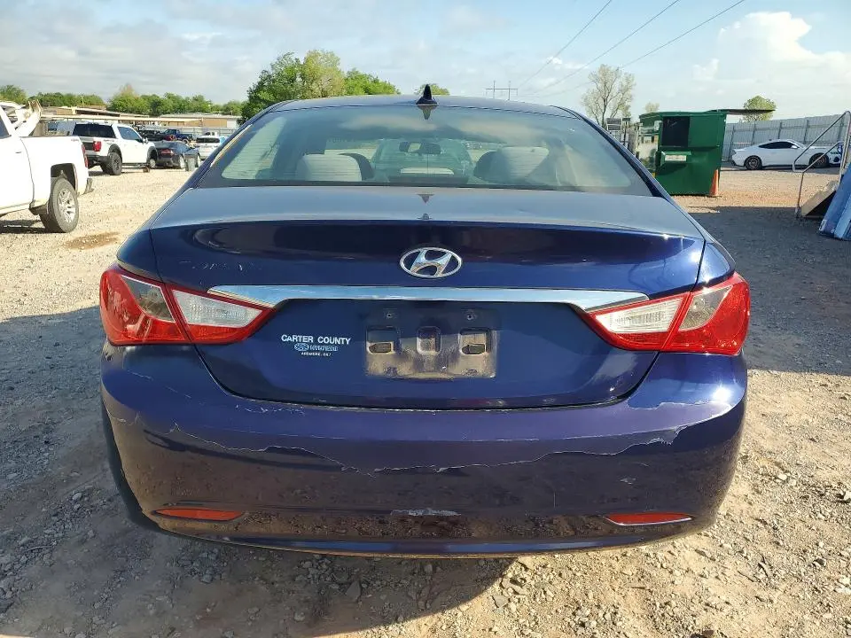 2011 HYUNDAI SONATA GLS  