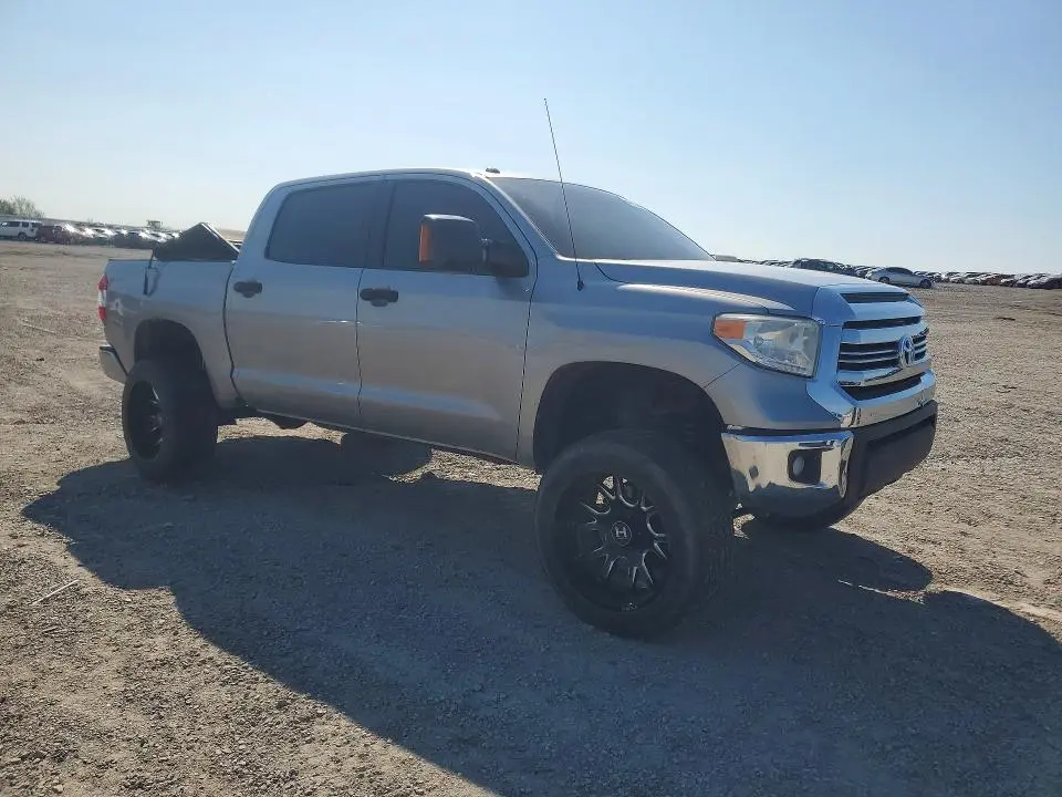 2016 TOYOTA TUNDRA SR5  