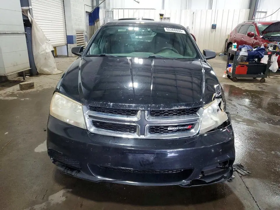 2013 DODGE AVENGER SE  
