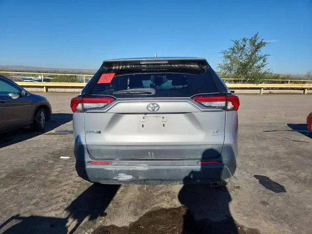 2022 TOYOTA RAV4 LE  