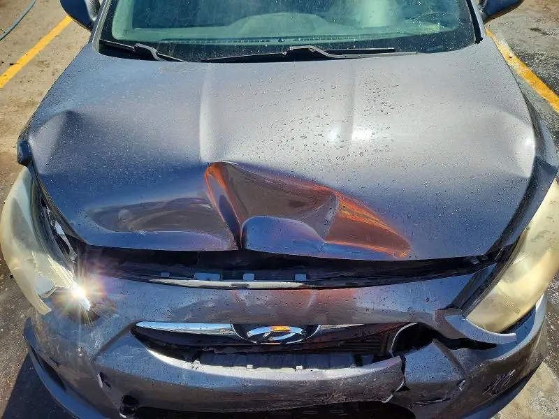 2012 HYUNDAI ACCENT GLS  