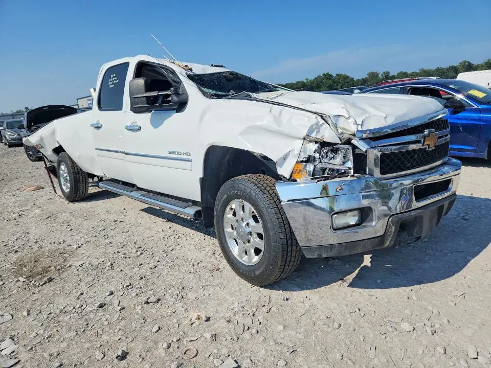 2014 CHEVROLET SILVERADO K3500 LT  