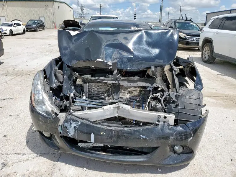 2013 INFINITI G37   