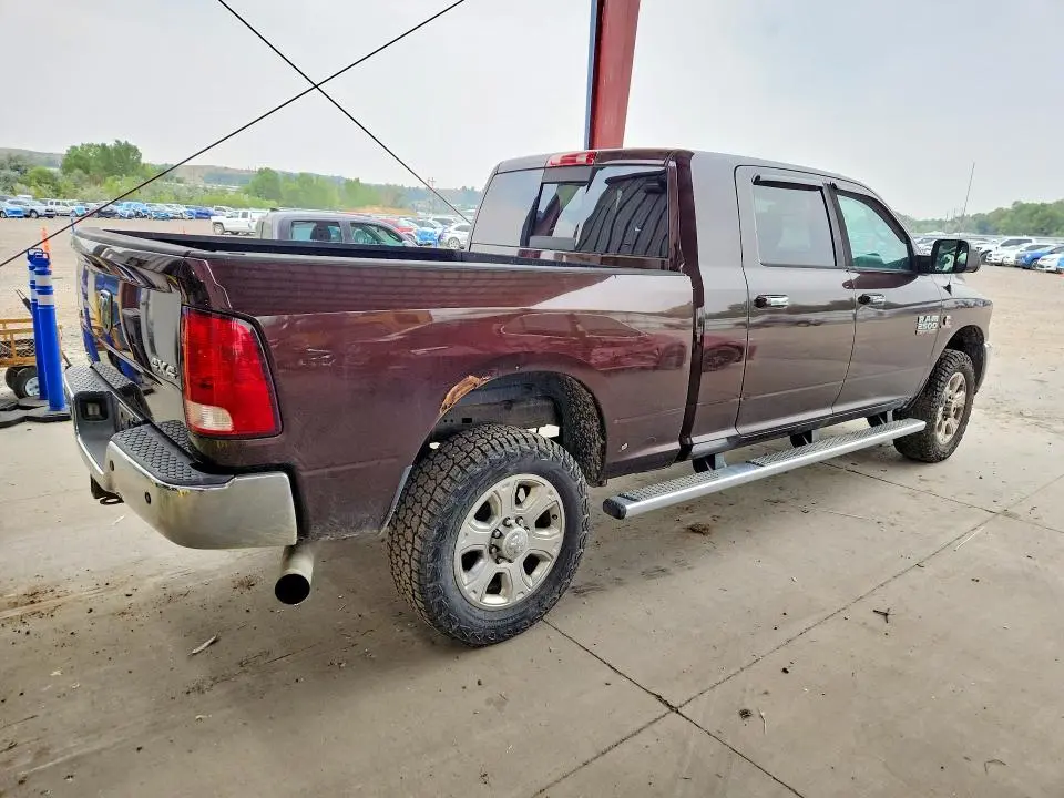 2015 RAM 2500 SLT  