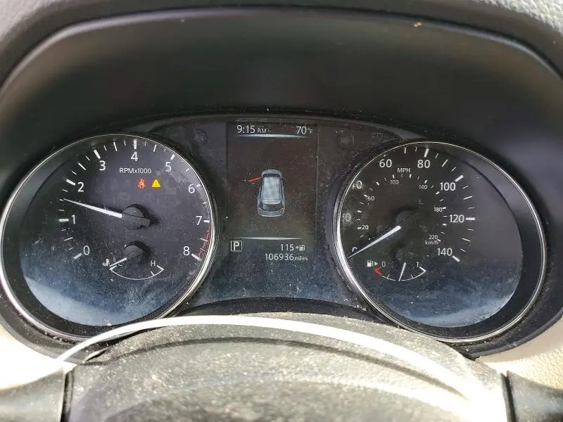 2017 NISSAN ROGUE SV  