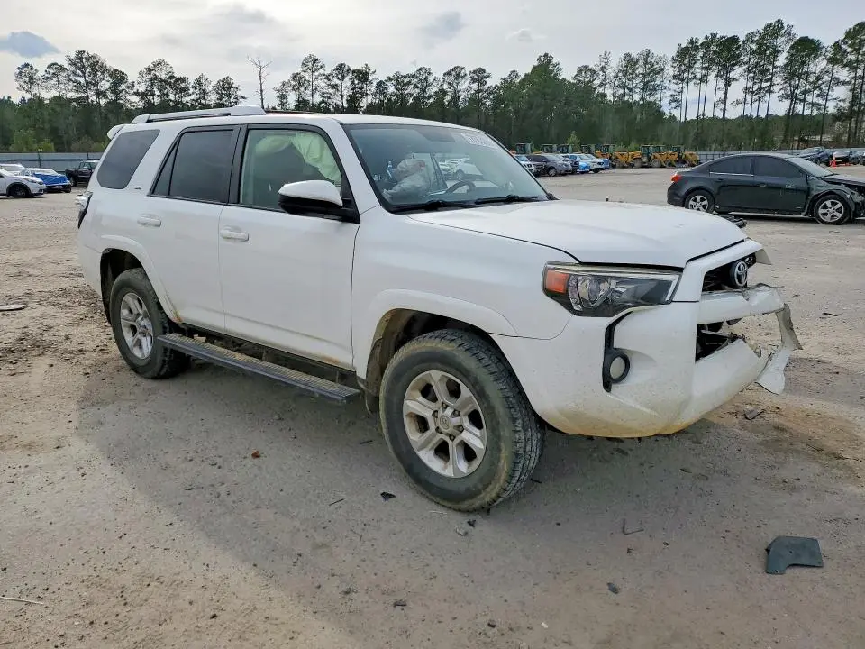 2015 TOYOTA 4RUNNER SR5  