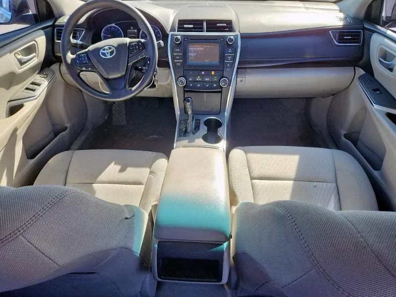 2016 TOYOTA CAMRY LE  