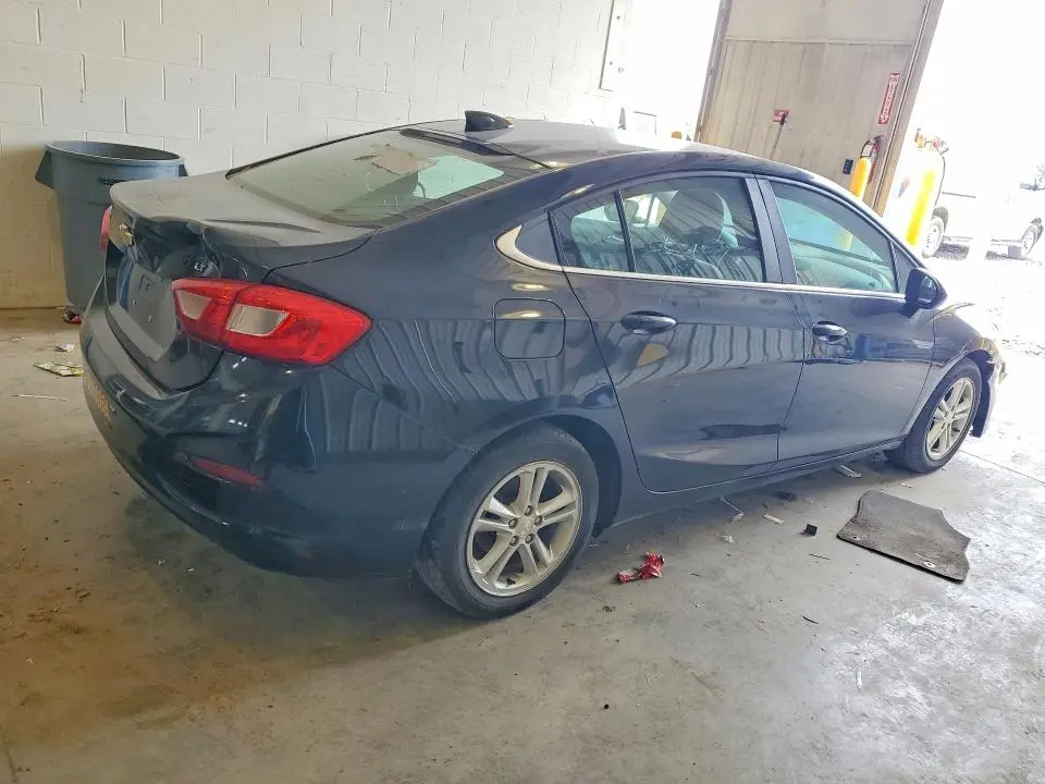2016 CHEVROLET CRUZE LT  