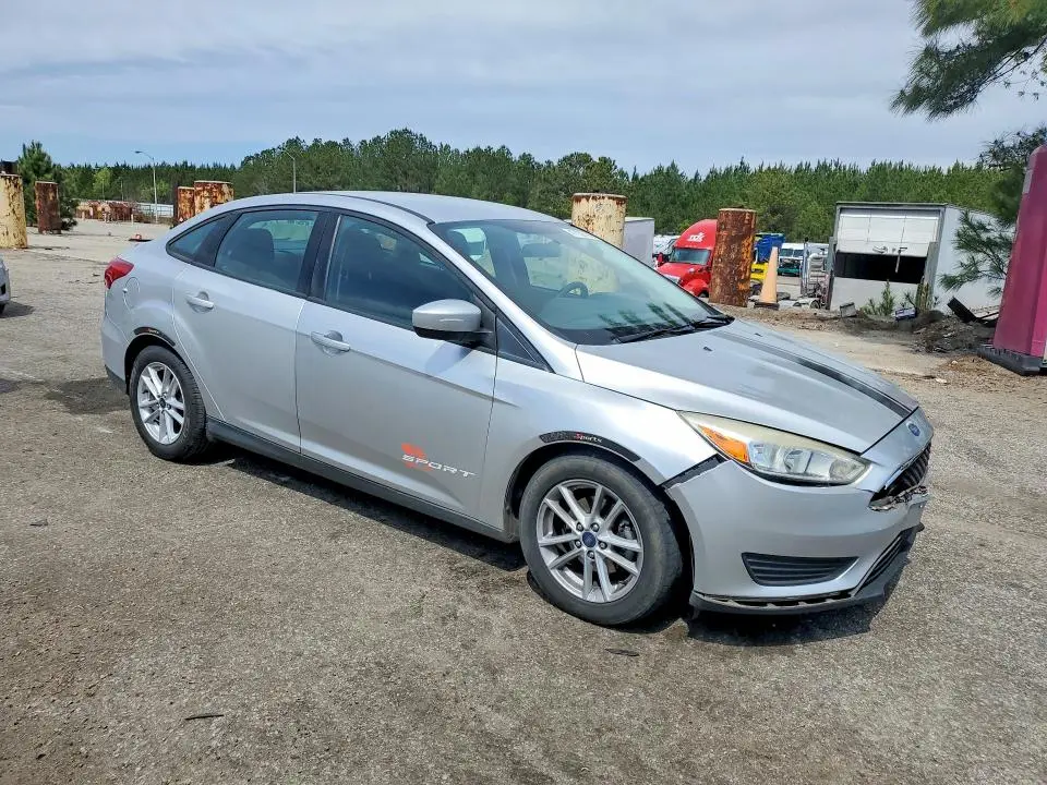 2018 FORD FOCUS SE  