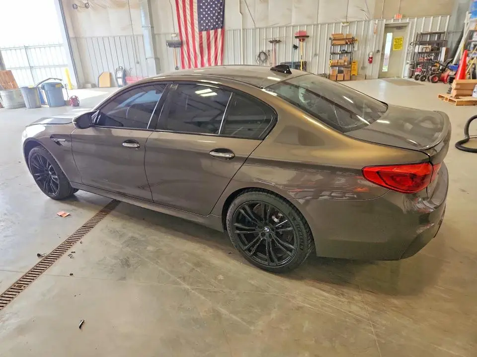 2018 BMW M5   