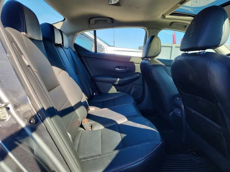 2021 NISSAN SENTRA SR  