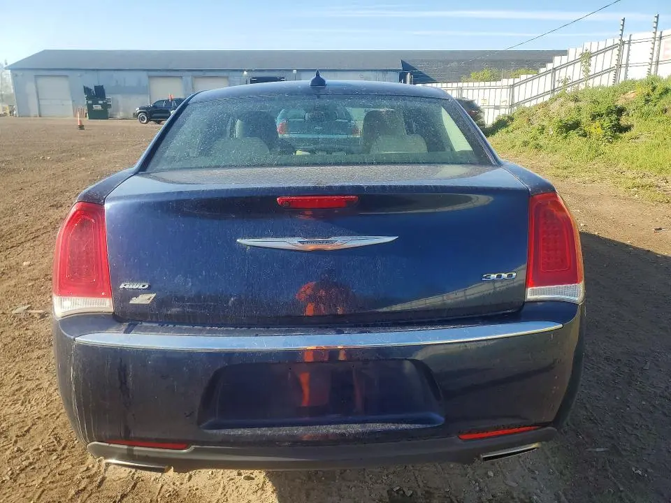 2017 CHRYSLER 300 LIMITED  