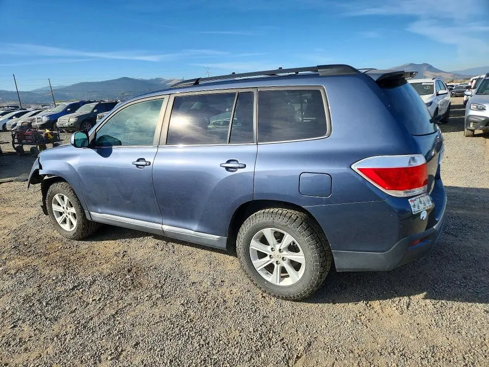 2012 TOYOTA HIGHLANDER BASE  