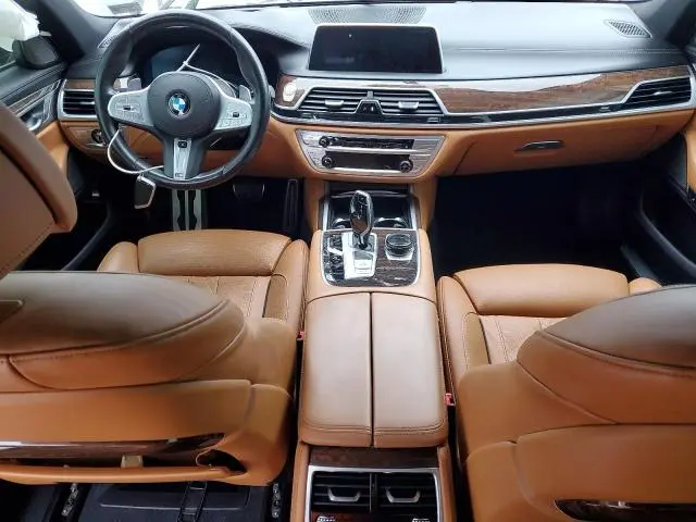 2020 BMW 750 XI  