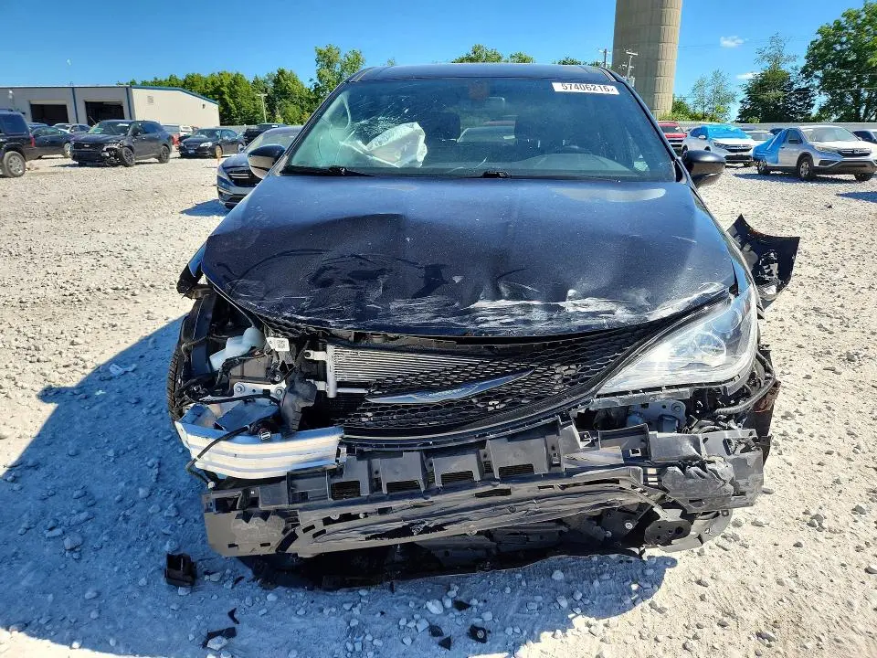 2020 CHRYSLER PACIFICA TOURING  