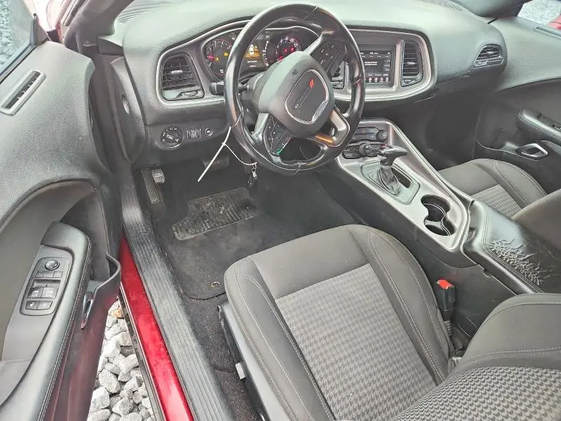 2019 DODGE CHALLENGER SXT  