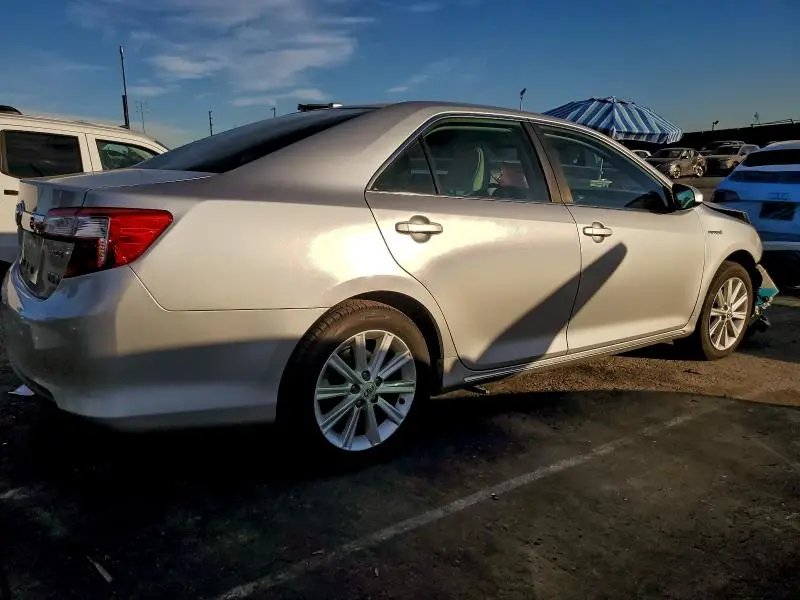 2012 TOYOTA CAMRY HYBRID  