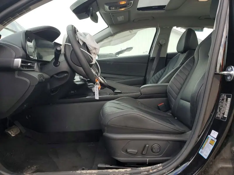 2025 HYUNDAI ELANTRA LIMITED  