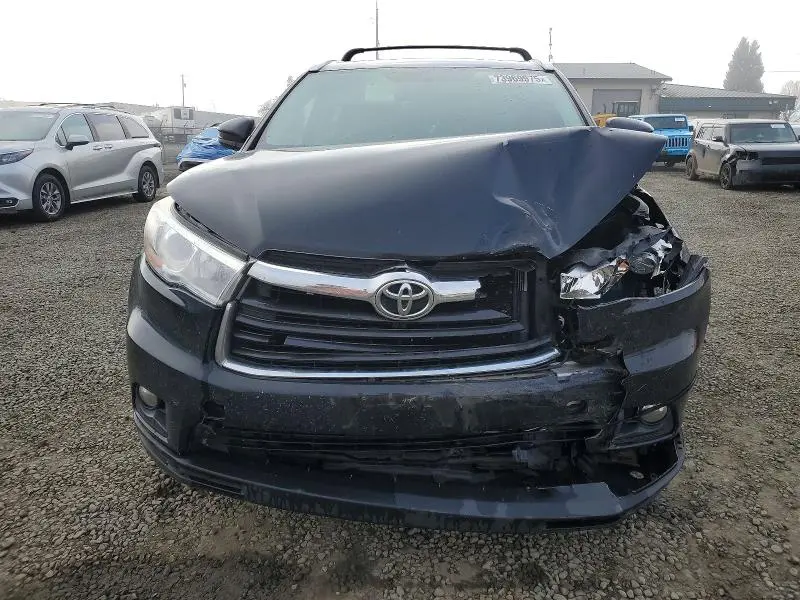 2015 TOYOTA HIGHLANDER XLE  