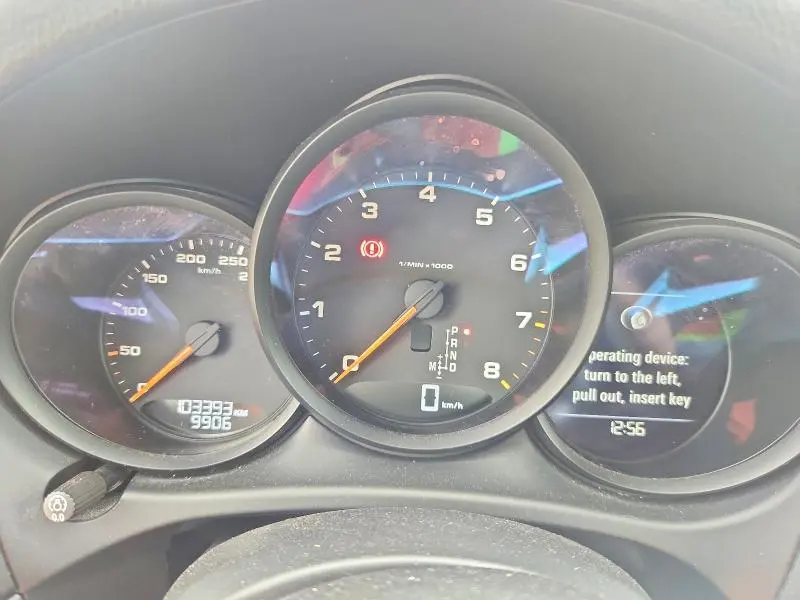 2020 PORSCHE MACAN   