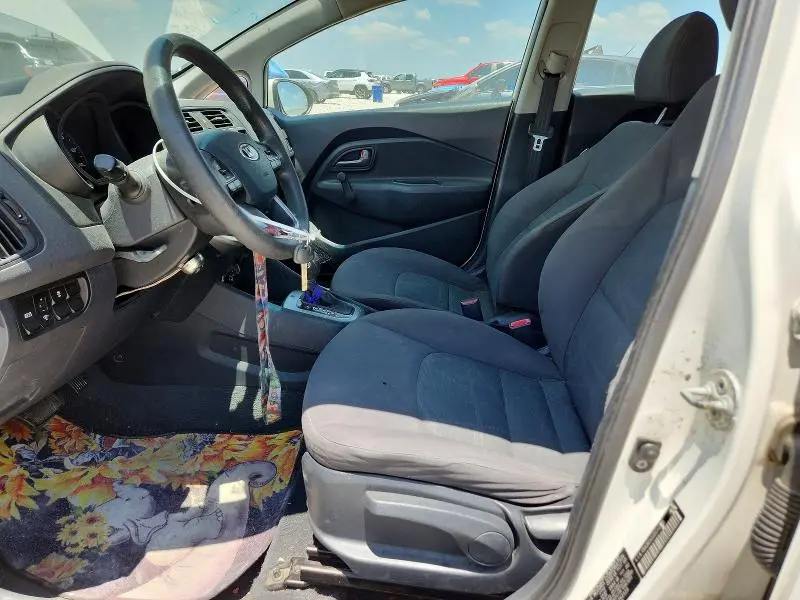 2013 KIA RIO LX  