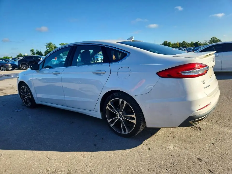 2019 FORD FUSION TITANIUM  