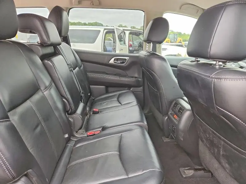 2017 NISSAN PATHFINDER S  