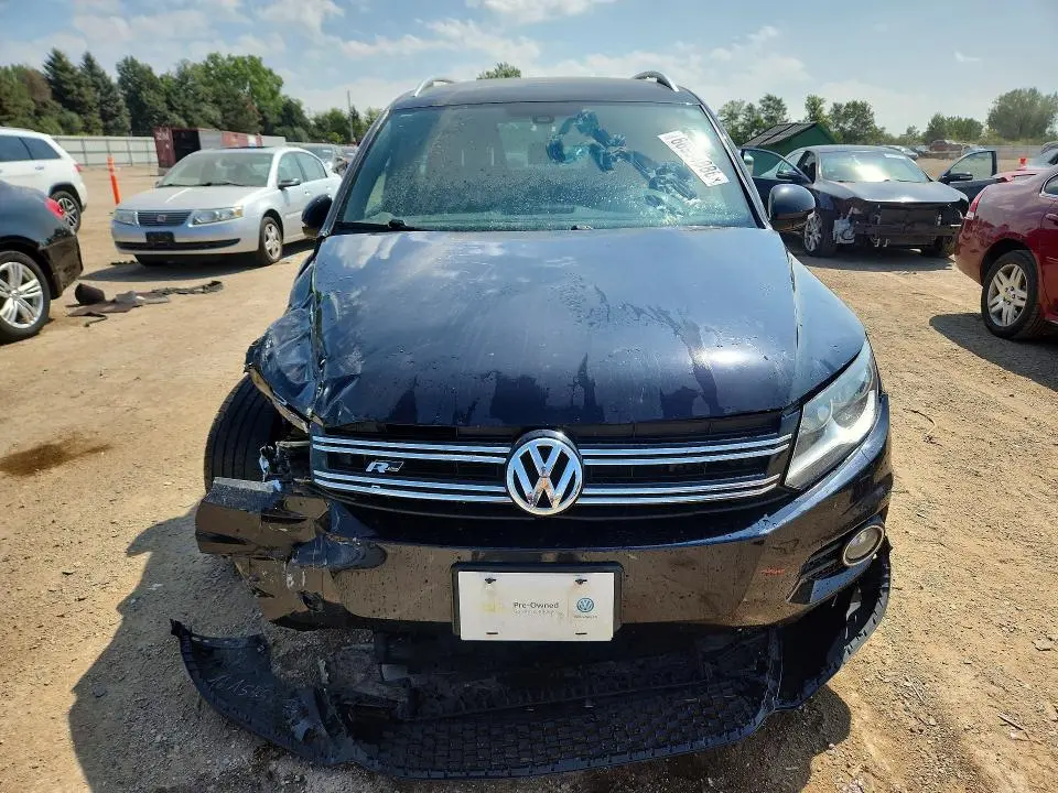 2016 VOLKSWAGEN TIGUAN S  