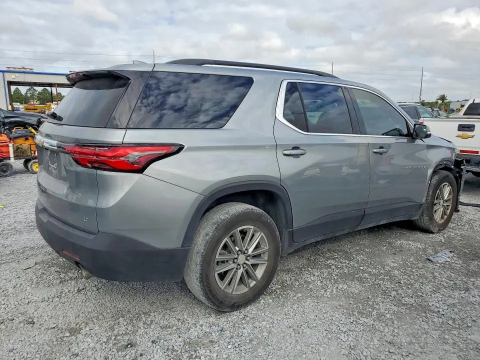 2023 CHEVROLET TRAVERSE LT  