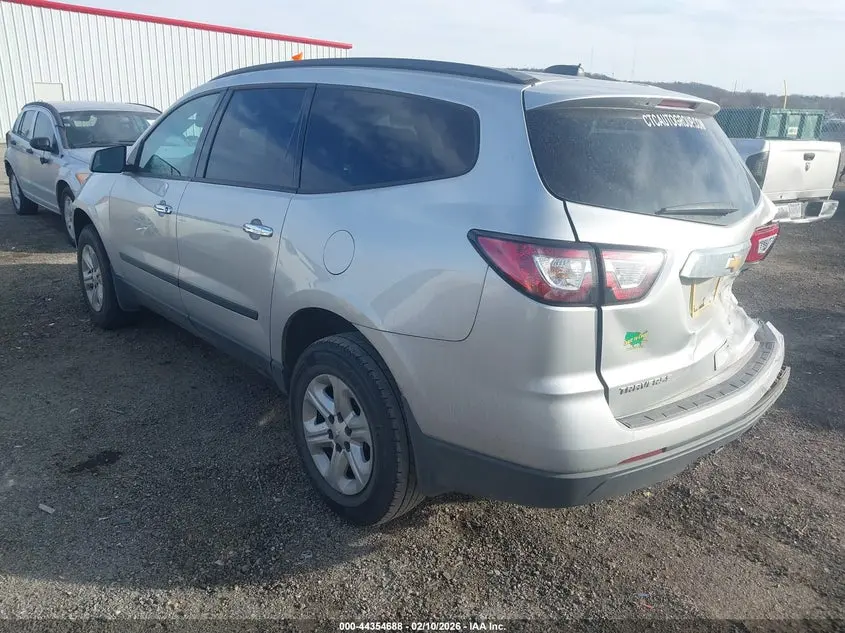 2017 CHEVROLET TRAVERSE LS