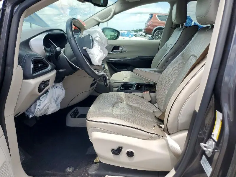 2017 CHRYSLER PACIFICA EHYBRID PLATINUM  