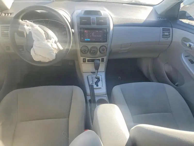 2013 TOYOTA COROLLA BASE  