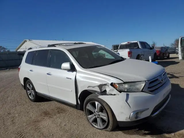 2011 TOYOTA HIGHLANDER LIMITED  