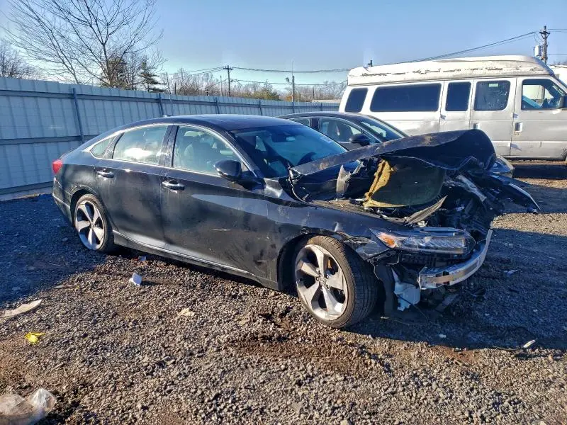 2019 HONDA ACCORD TOURING  