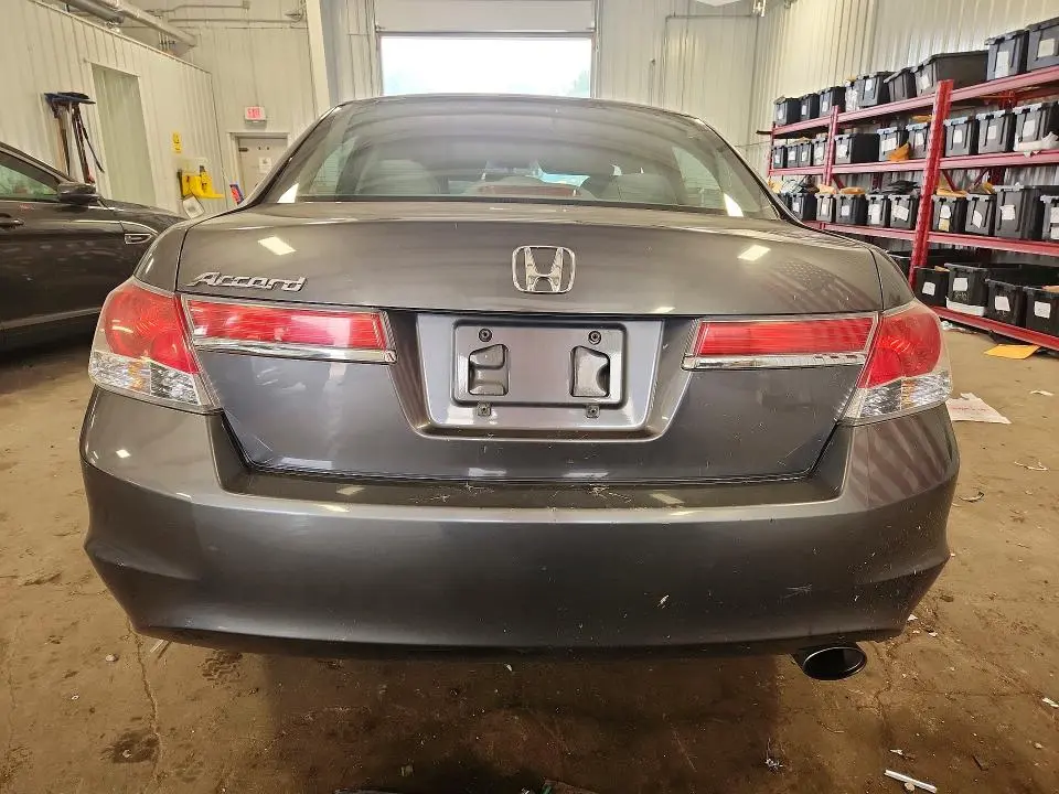 2012 HONDA ACCORD LX  