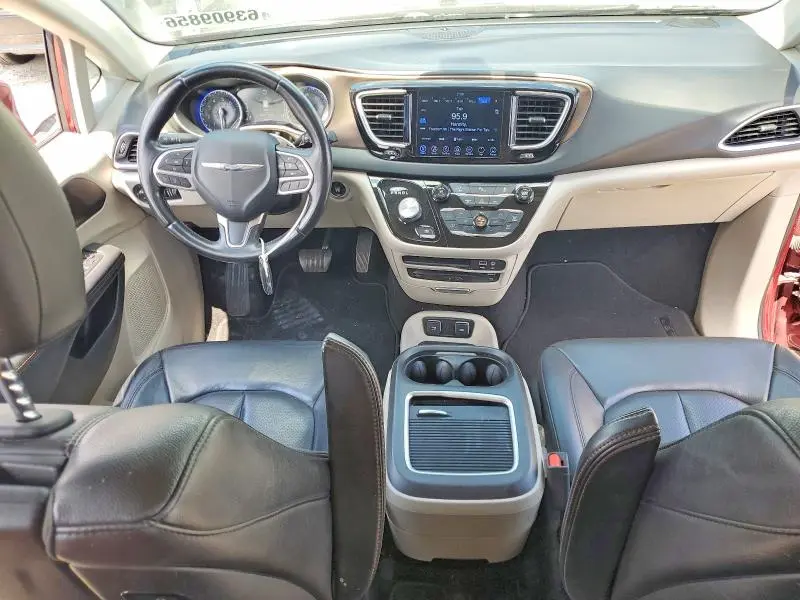 2017 CHRYSLER PACIFICA TOURING L PLUS  